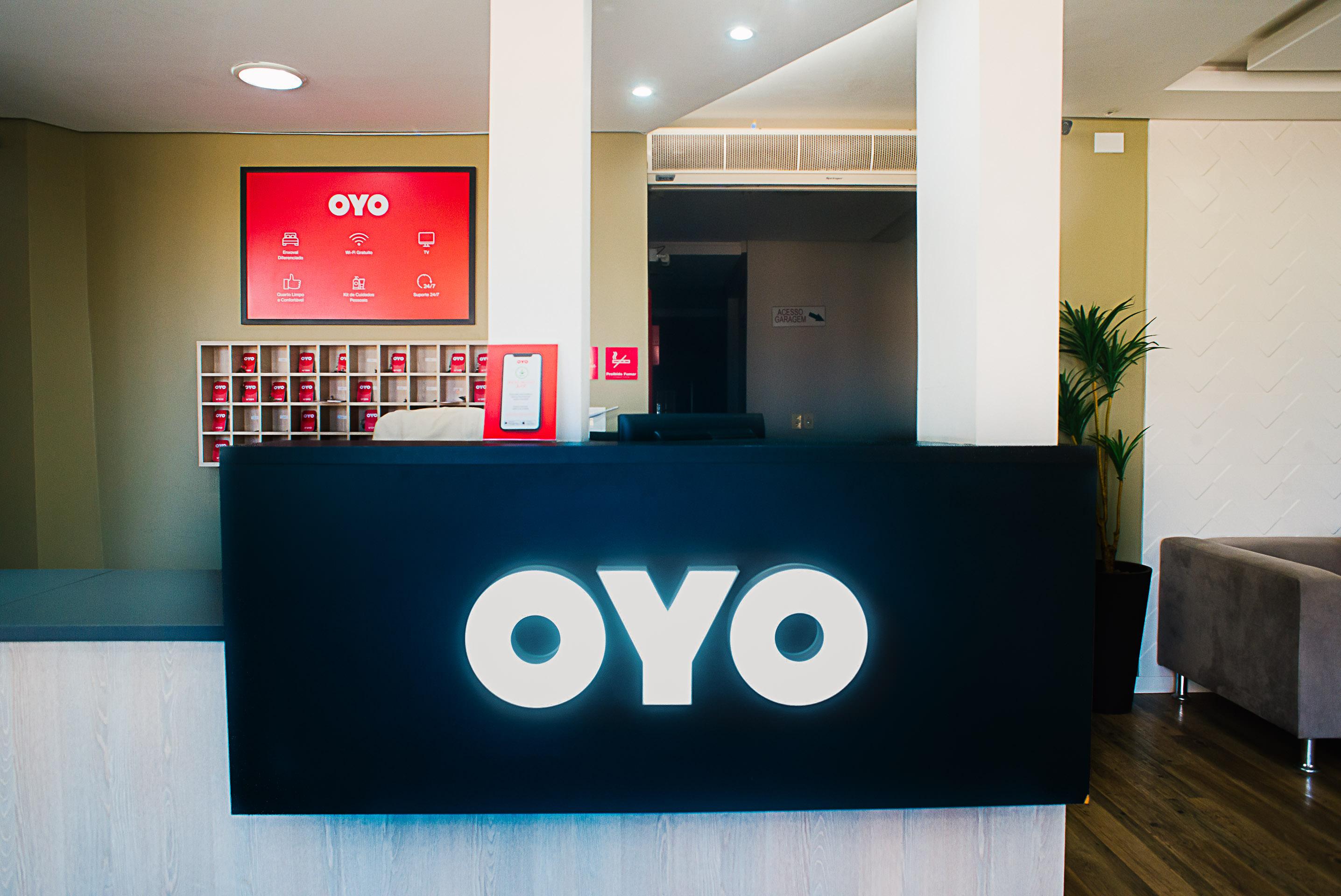 Oyo Cerrado Hotel, Campo Grande Exterior photo OYO reception desk